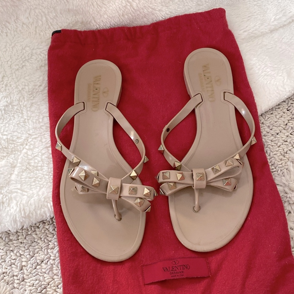 Valentino Garavani Women's Rockstud Sandals size EU 37 US 6.5